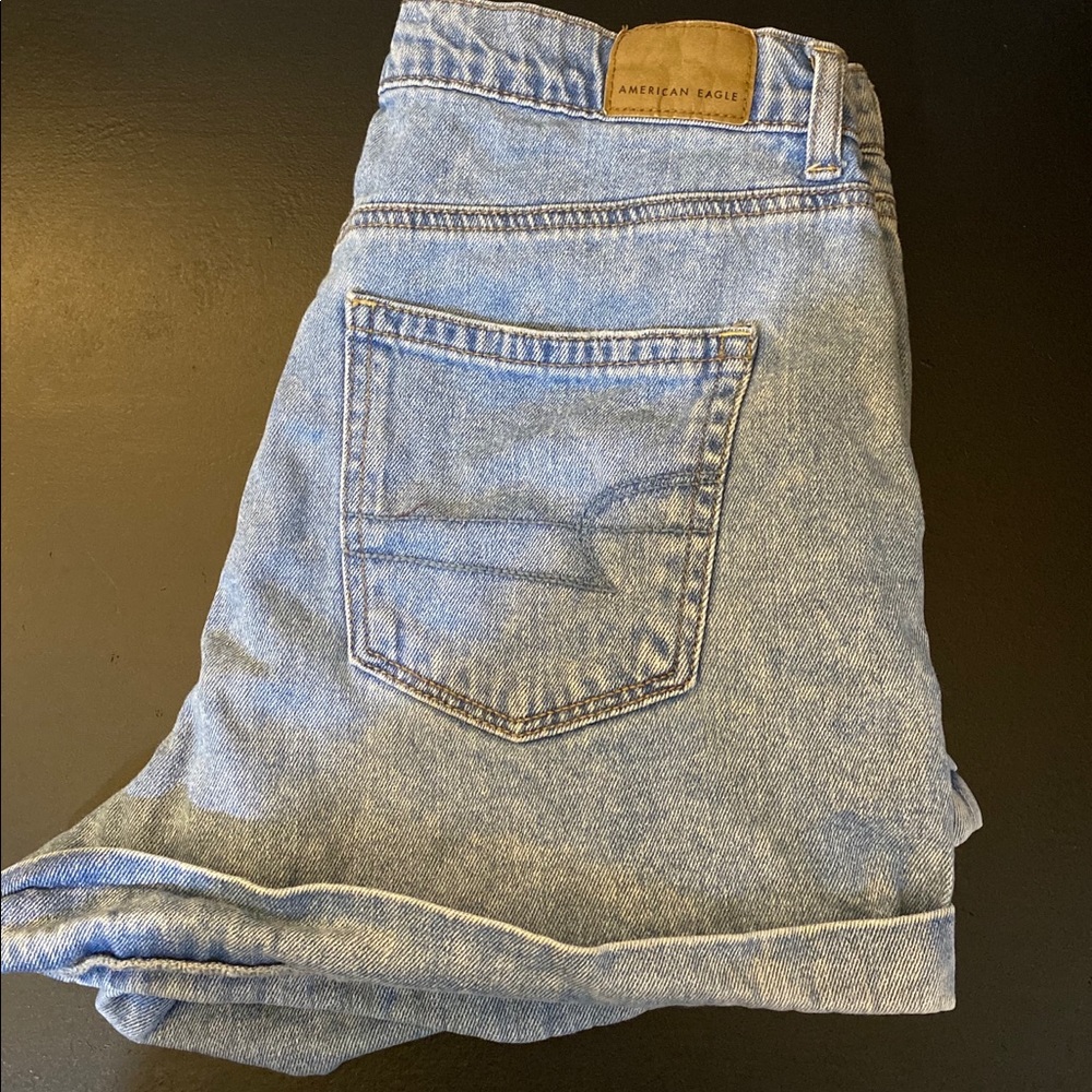 American eagle mom shorts